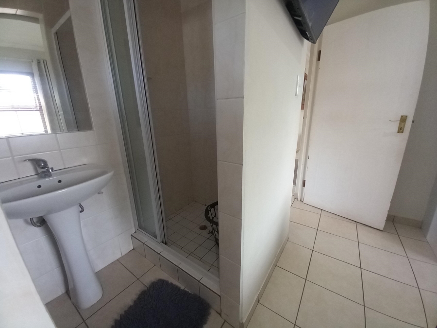 To Let 3 Bedroom Property for Rent in Jagtershof Western Cape